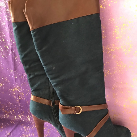 Green and brown boots - Picture 12 of 13